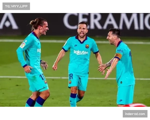 巴埃纳衔接中前场核心 比利亚雷亚尔快速转换关键